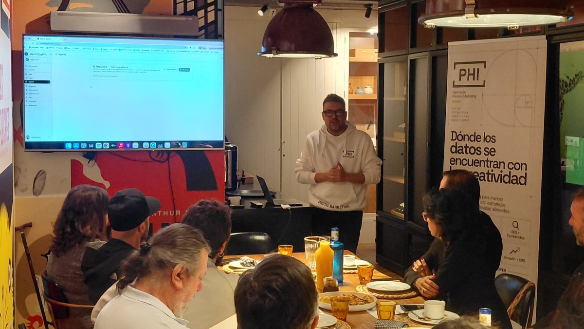 José Gabriel García, CEO de Agencia PHI, presenta MarkOS en Madrid el 22 de octubre de 2026